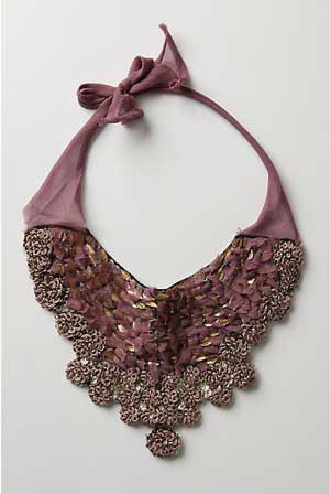 anthropologie-hanging-bellflower-bib-necklace