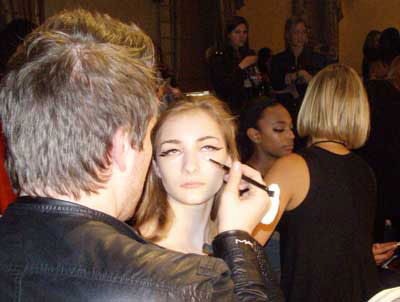 applying-concealer-backstage-at-cynthia-rolwey-fall-2010