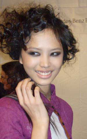 beauty-look-for-tracy-reese-fall-2010