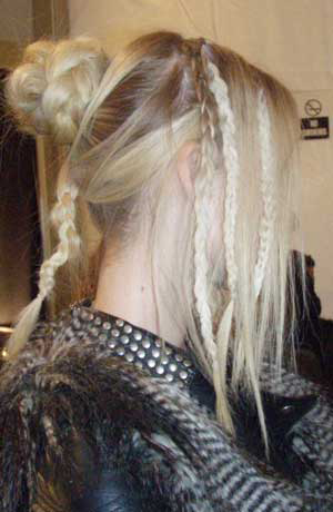 braided-bun-at-alexandre-herchcovitch-fall-2010