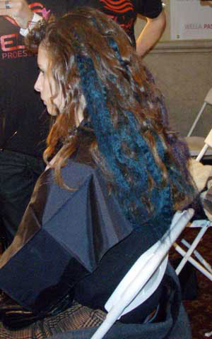 colorful-extensions-at-cynthia-rowley-fall-2010-show