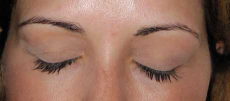 me-wearing-estee-lauder-turbolash-mascara