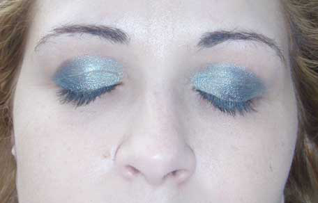 wearing-mufe-aqua-smoky-lash-mascara
