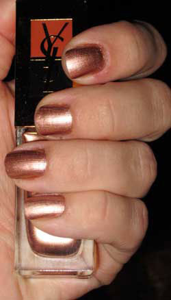 ysl-la-lacque-no-140-pink-gold-nail-lacquer