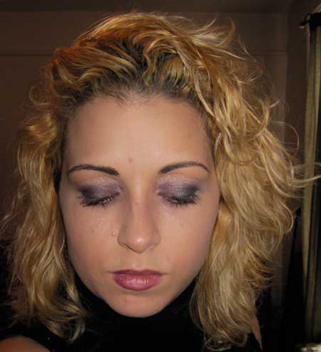celia-san-miguel-wearing-mega-metal-shadows