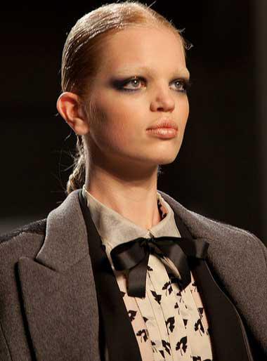 makeup-look-at-jason-wu-fall-2011