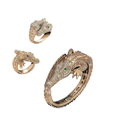 stenzhorn-alligator-rings-and-hinged-bracelet