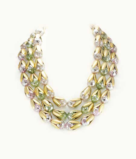 lenora-dame-foiled-leaf-necklace