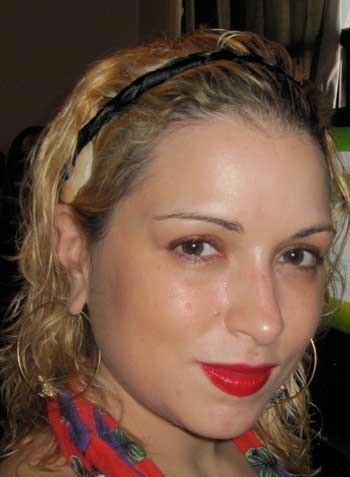 celia-san-miguel-wearing-bite-beauty-high-pigment-matte-lip-pencil-in-pomegranate