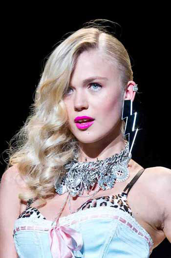 beauty-look-at-betsey-johnson-ss12-show