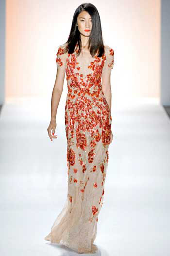 jenny-packham-spring-2012-dress-with-posies