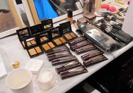 laura-mercier-work-station-backstage-at-jenny-packham-ss12-show