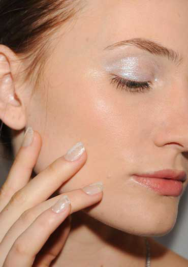 makeup-and-nails-at-alexandre-herchcovitch-spring-2012