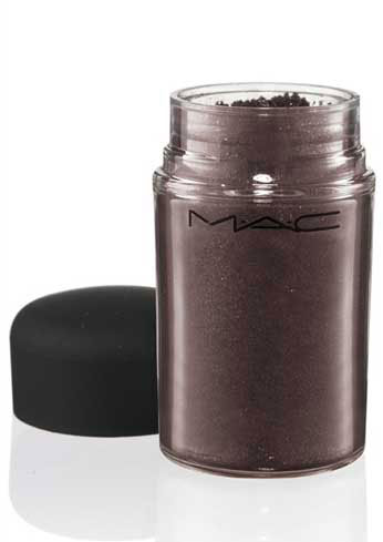 daphne-guinness-for-mac-nebula-pigment