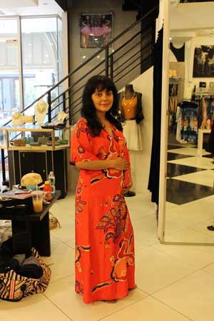 elaine-in-nieves-lavi-chinatown-maxi-kimono-dress