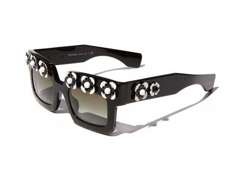 prada-black-white-flower-square-sunglasses