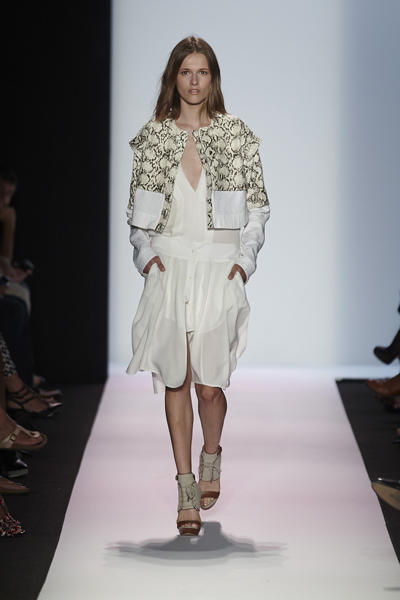 bcbgmaxazria-ss14-Look-12