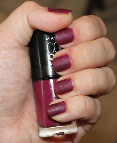 manicure-with-maybelline-vintage-leather-plush-plum-nail-polish