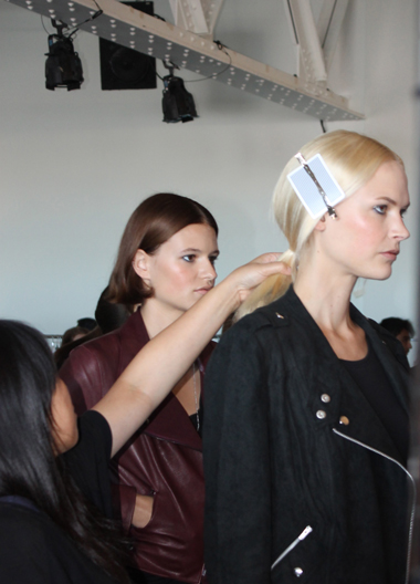 models-lining-up-during-rehearsal-at-tess-giberson-ss14