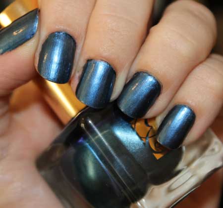 estee-lauder-midnight-metal-nail-lacquer