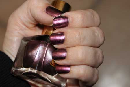 estee-lauder-steel-violet-nail-polish