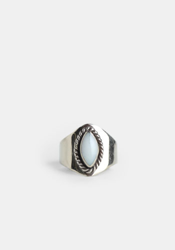 sunhara-malibu-white-stone-midi-ring-threadsense