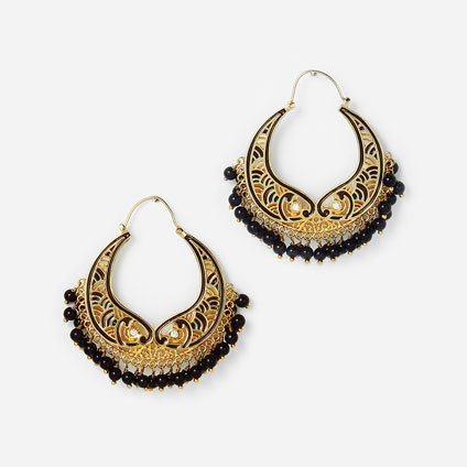 isharya-black-onyx-pisces-hoop-earrings