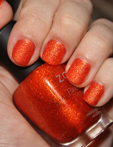 zoya-dhara-pixiedust-nail-lacquer