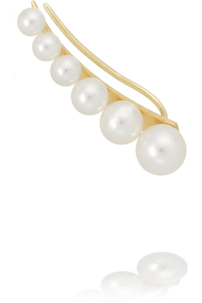 sophie-bill-brahe-pearl-ear-cuff-netaporter