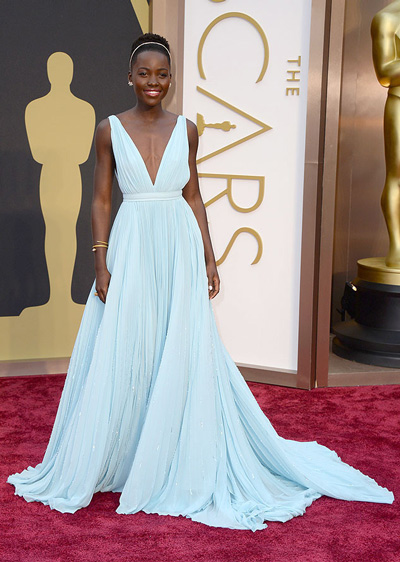 lupita-nyongo-in-prada-at-2014-oscars