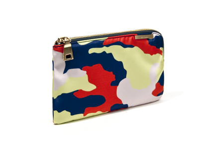 krestel-retro-troop-small-clutch