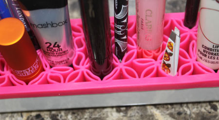 zen-makeup-organizer-close-up