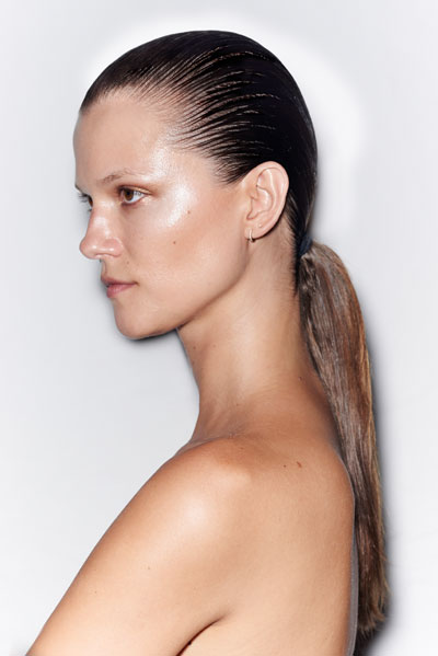 wet-looking-ponytails-by-Redken-at-Alexander-Wang-ss15