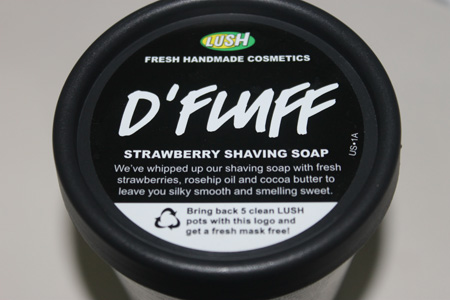 dfluff-strawberry-shaving-soap-lid