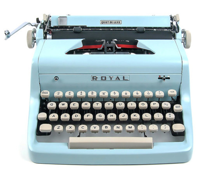 retroburgh-1955-blue-royal-typewriter