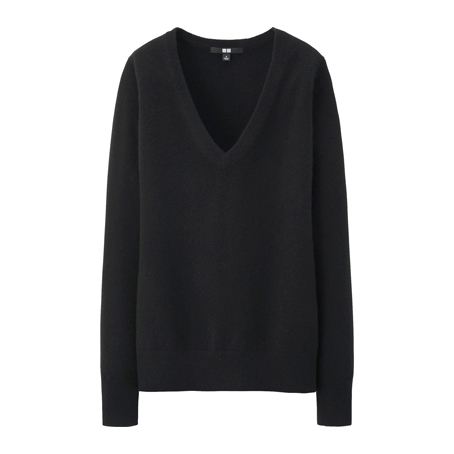 uniqlo-black-vneck-sweater