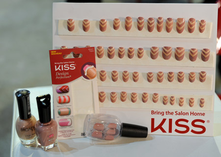 KAELEN-Fall-2015-Nails-And-KISS-Products