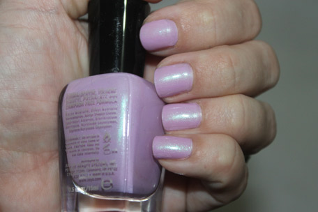 zoya-leslie-nail-lacquer