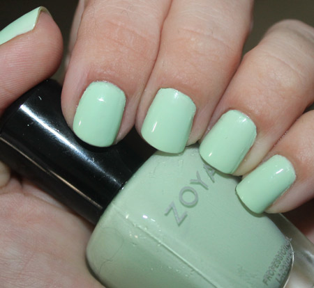 zoya-tiana-nail-lacquer