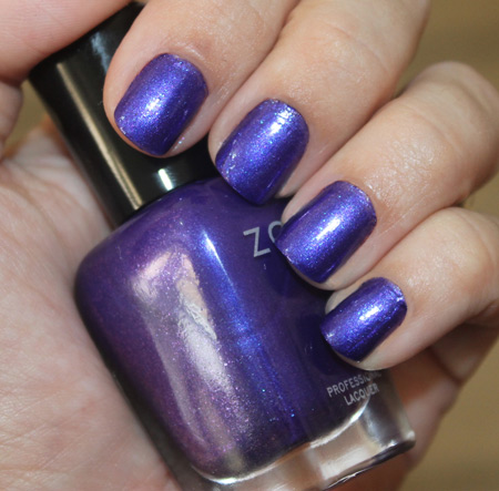 zoya-isa-nail-lacquer