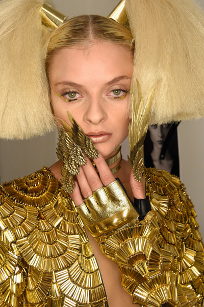 winged-nails-at-the-blonds-ss16