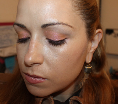 celia-san-miguel-of-sicka-than-average-wearing-urban-decay-fireball-eye-shadow