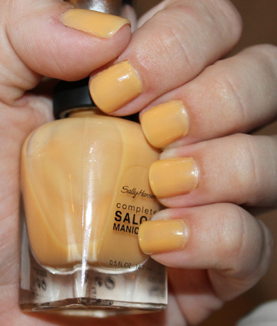 sally-hansen-rodarte-complete-salon-manicure-gold-glass-polish