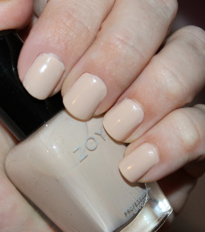 zoya-calila-nail-lacquer