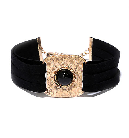 lulus-all-eyes-on-you-gold-and-black-choker