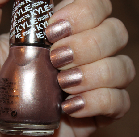 sinful-colors-x-kylie-jenner-kafe-latte-nail-polish