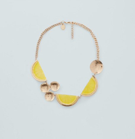 mango-metal-pendant-necklace