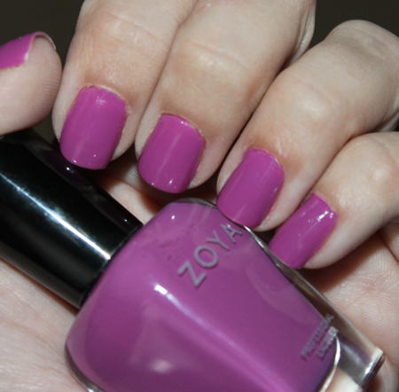 zoya-liv-nail-lacquer