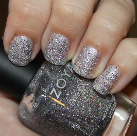 zoya-tilly-pixiedust-polish