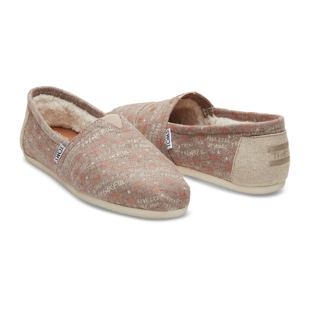toms-thankful-moment-shoes